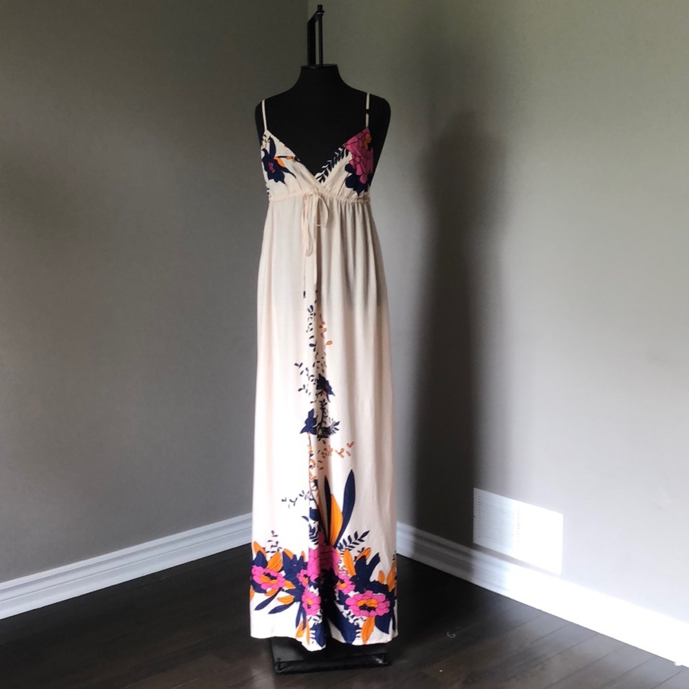 Beautiful Floral Summer Maxi Dress